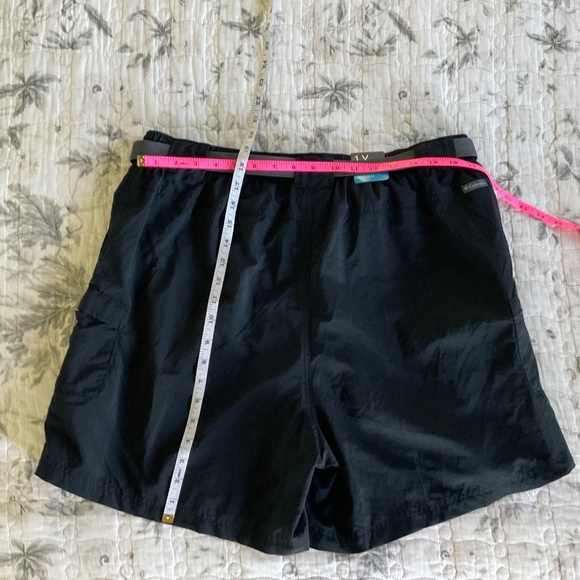 Columbia Women's Sandy River Cargo Short Black 1X with gray Belt - Picture 9 of 9